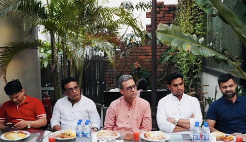 ঢাকায় ব্রাজিল প্রবাসীদের সাথে সাংবাদিকদের মত বিনিময়